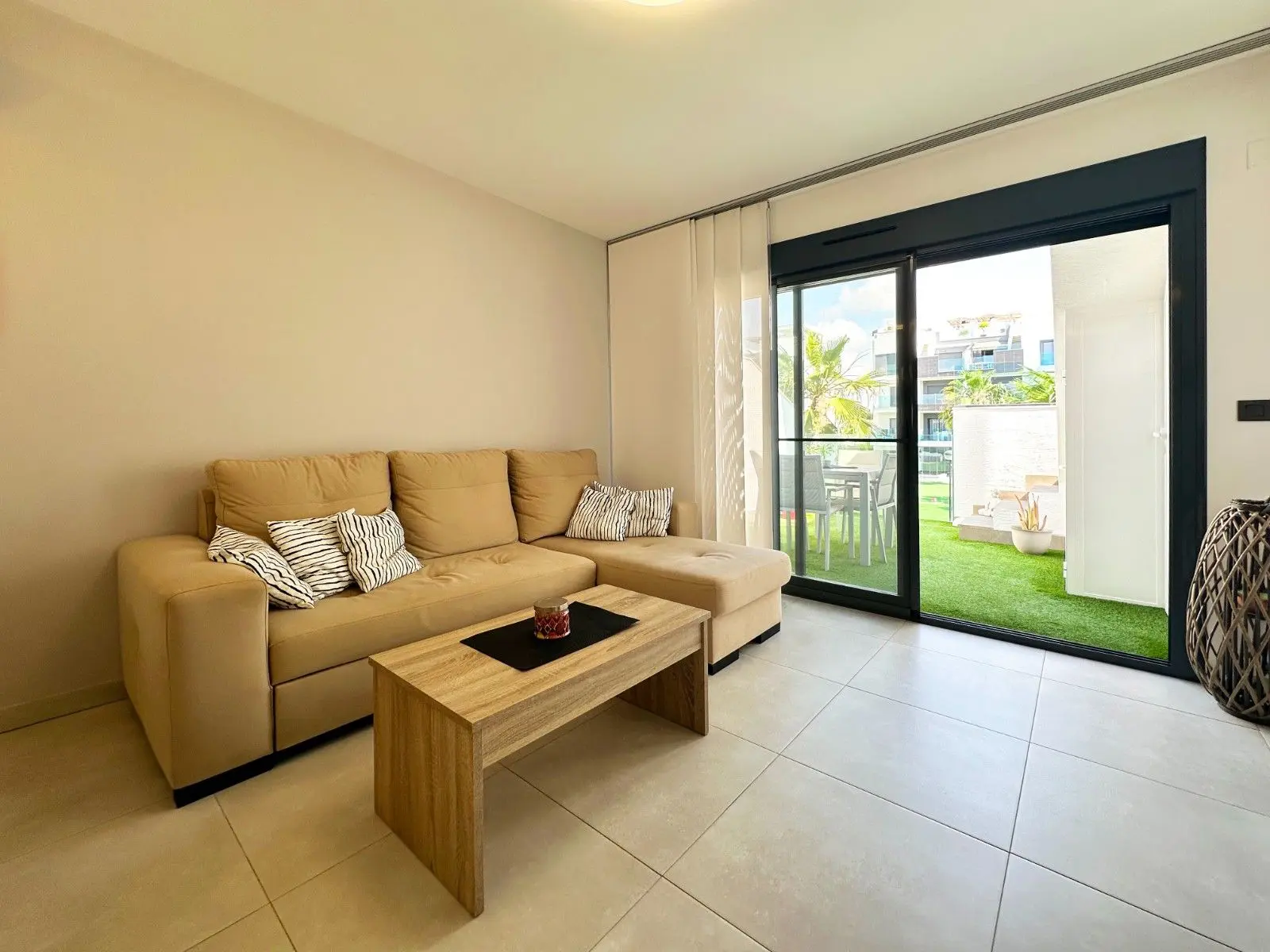 Apartment Of 75 M² In Orihuela Costa, Spain