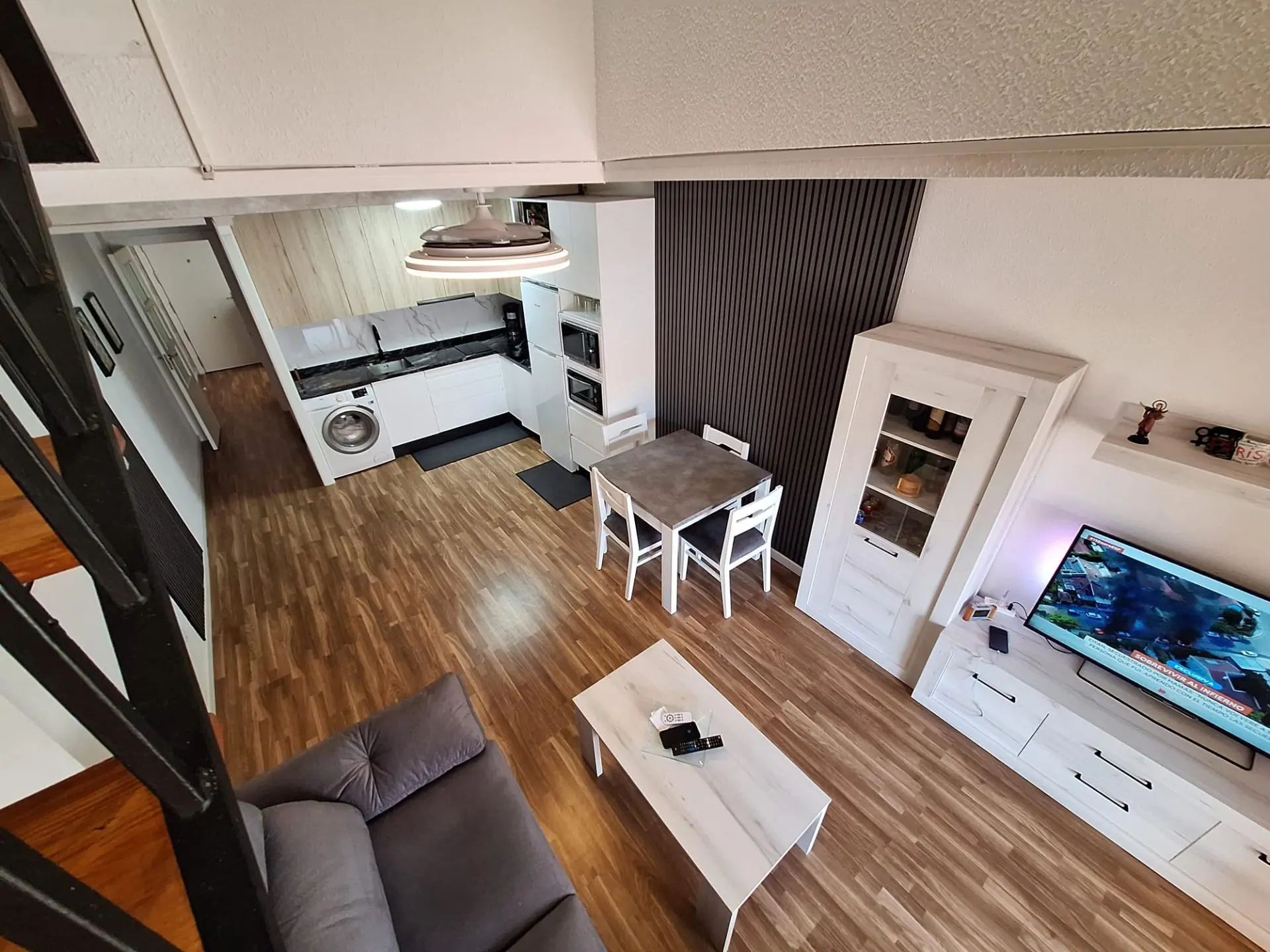 Apartment Of 100 M² In Torrevieja, Spain