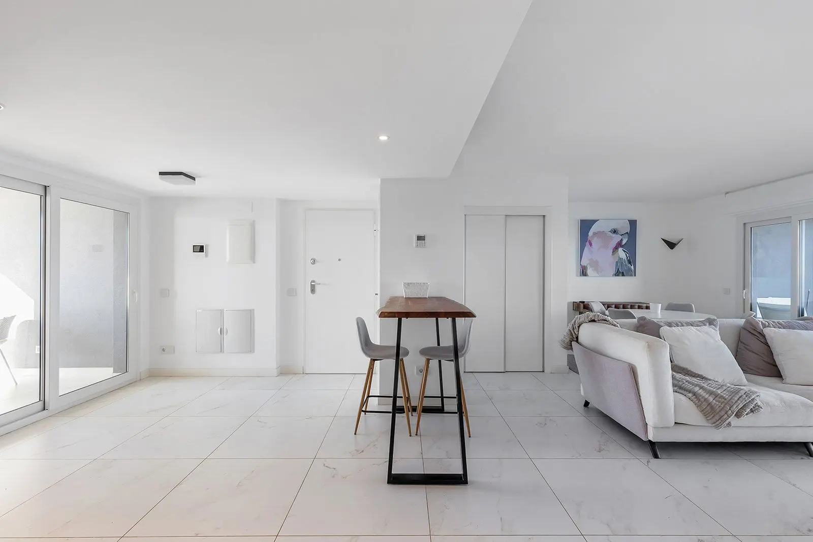 Apartment Of 122 M² In Torrevieja, Spain