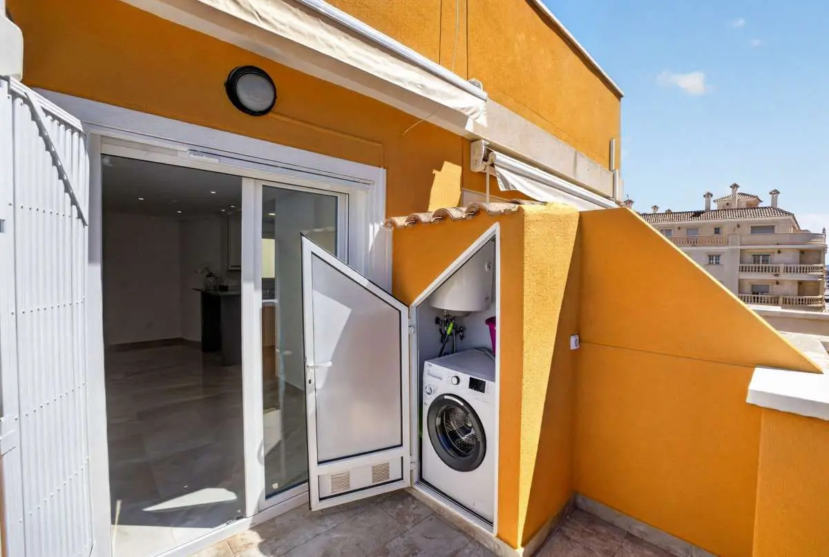 Apartment Of 74 M² In Torrevieja, Spain