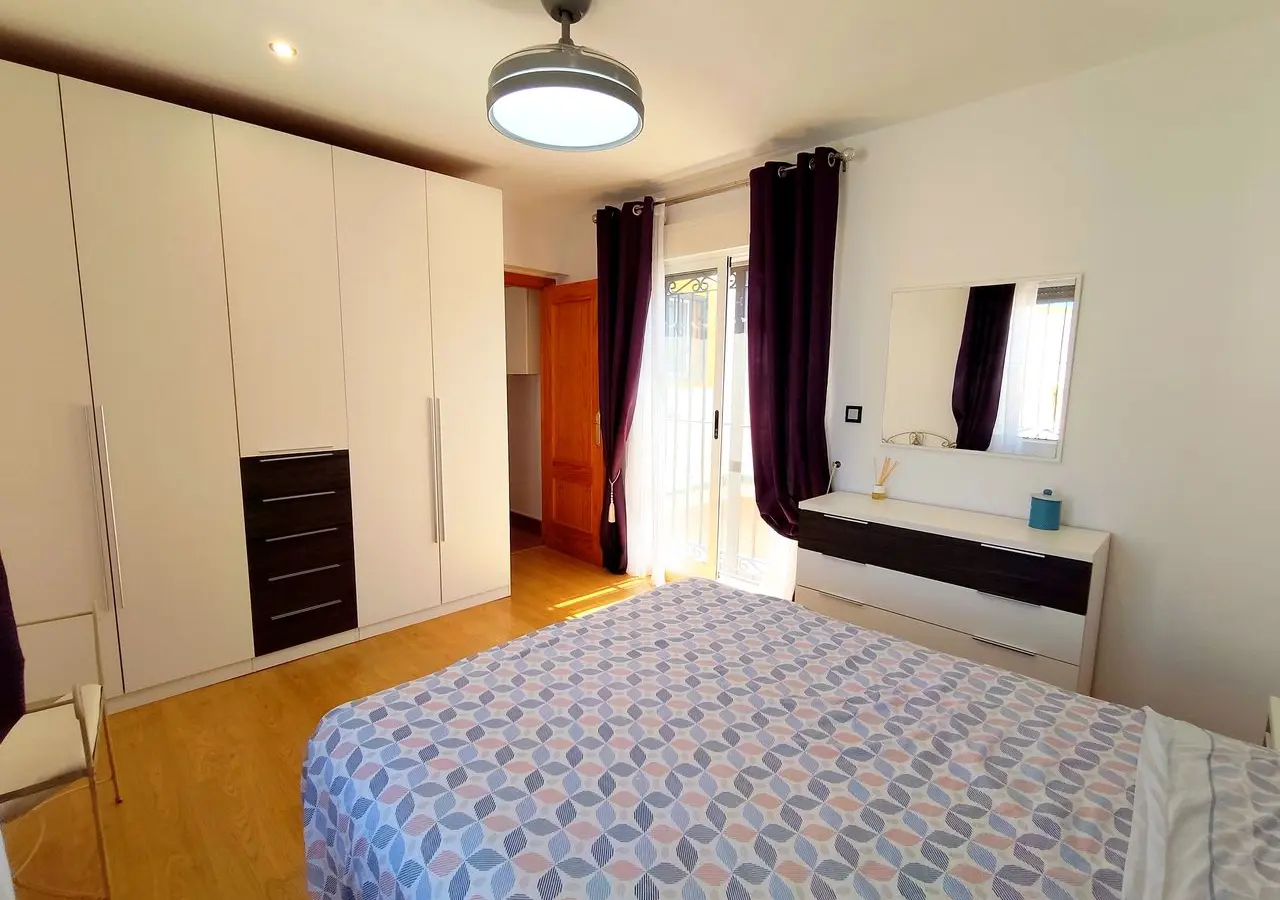 House Of 88 M² With Sea Views In Torrevieja, Spain