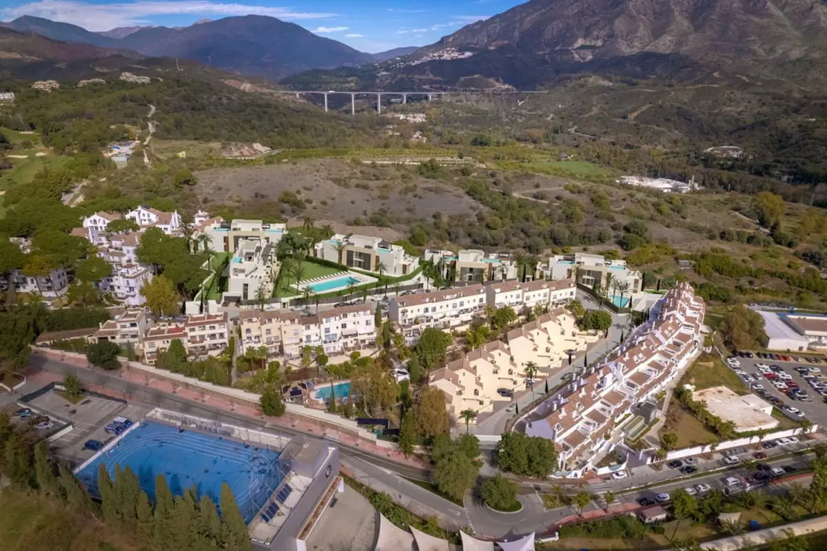 Apartment Of 117 M² With Sea Views In Marbella, Spain