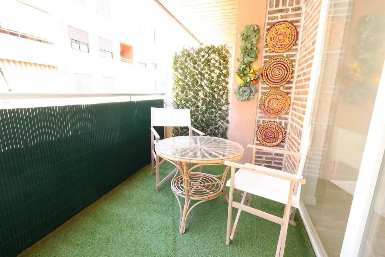 Apartment Of 105 M² In Torrevieja, Spain