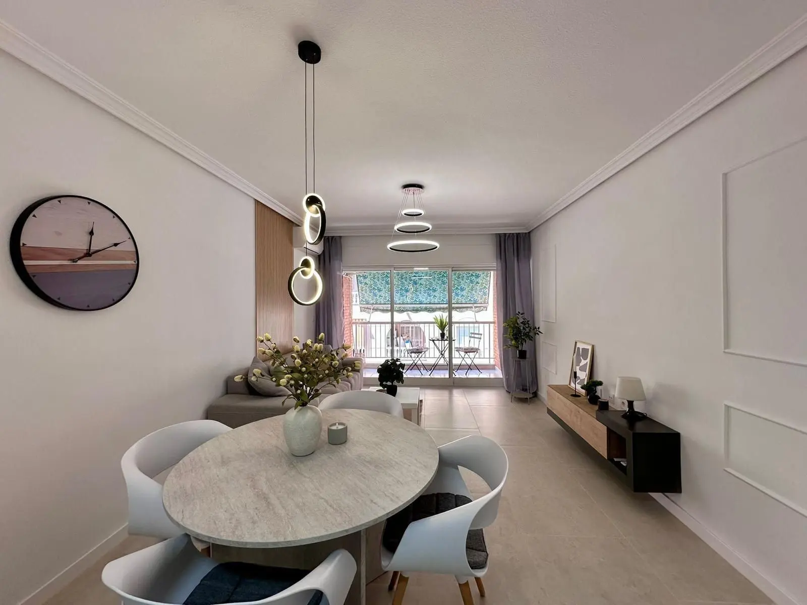Apartment Of 65 M² In Torrevieja, Spain