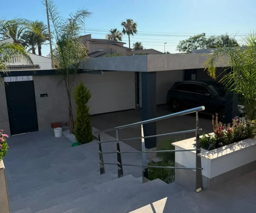 Villa Of 425 M² In Rojales, Spain