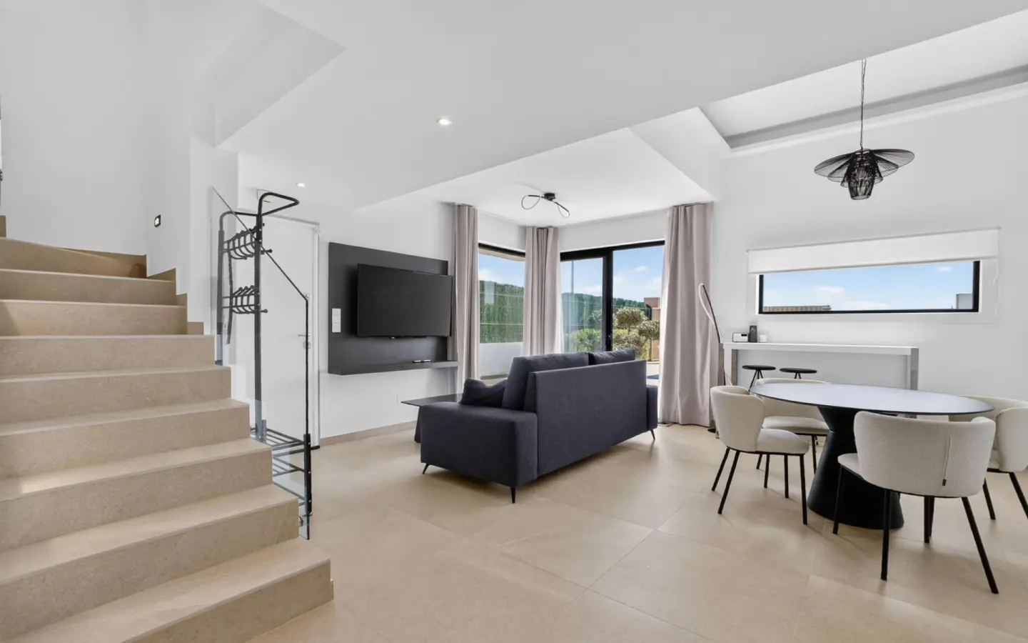 Villa Of 178 M² With Sea Views In Guardamar Del Segura