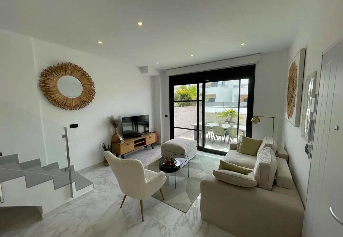 Villa Of 133 M² In Benijofar, Spain