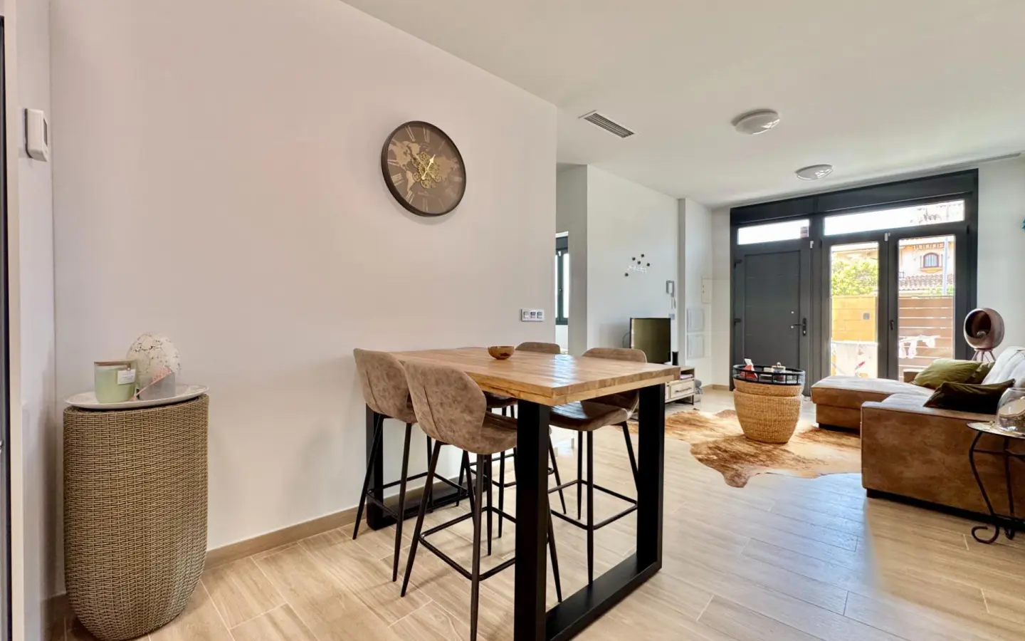 Apartment Of 75 M² In Santiago De La Ribera, Spain
