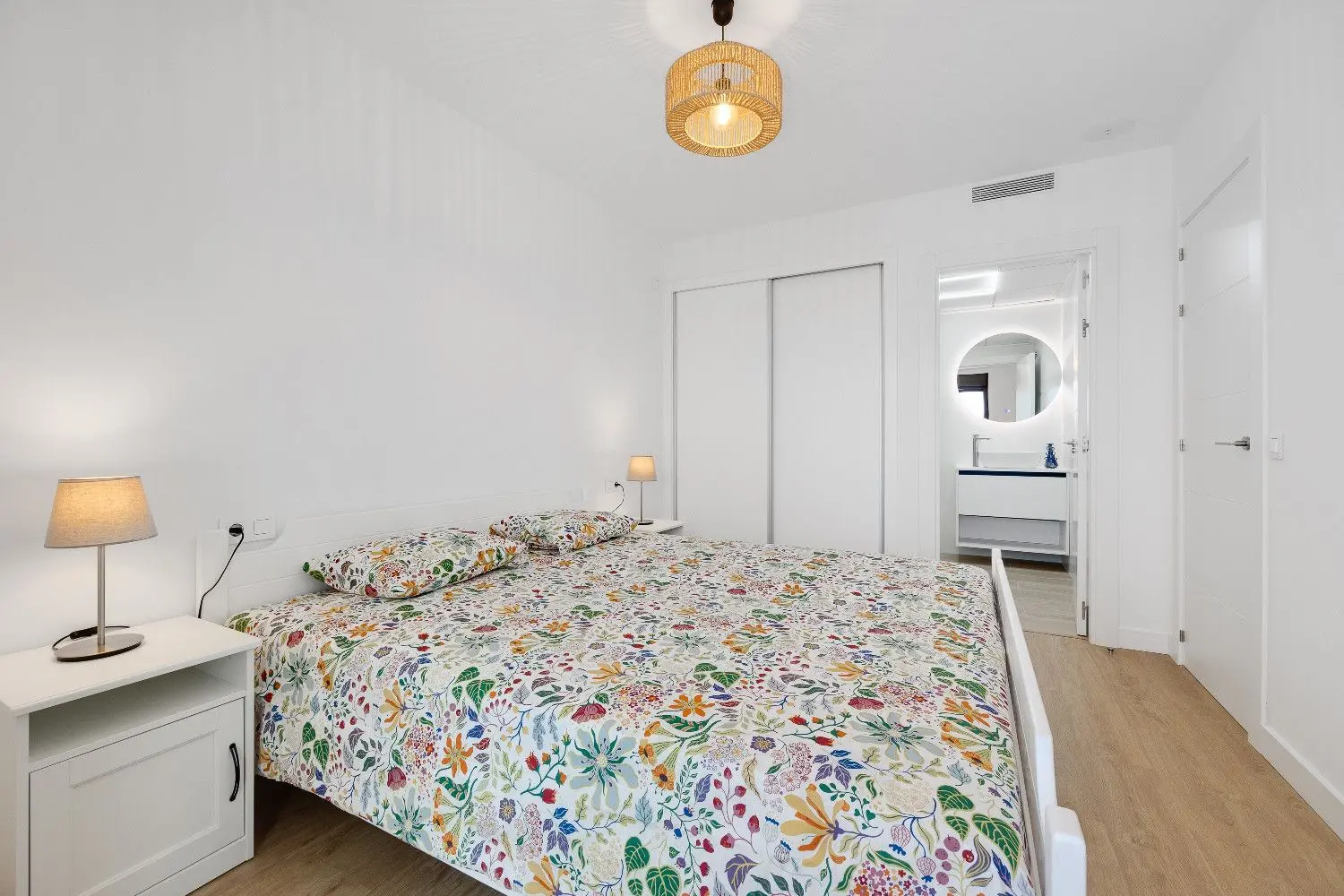 Apartment Of 80 M² In Orihuela Costa, Spain