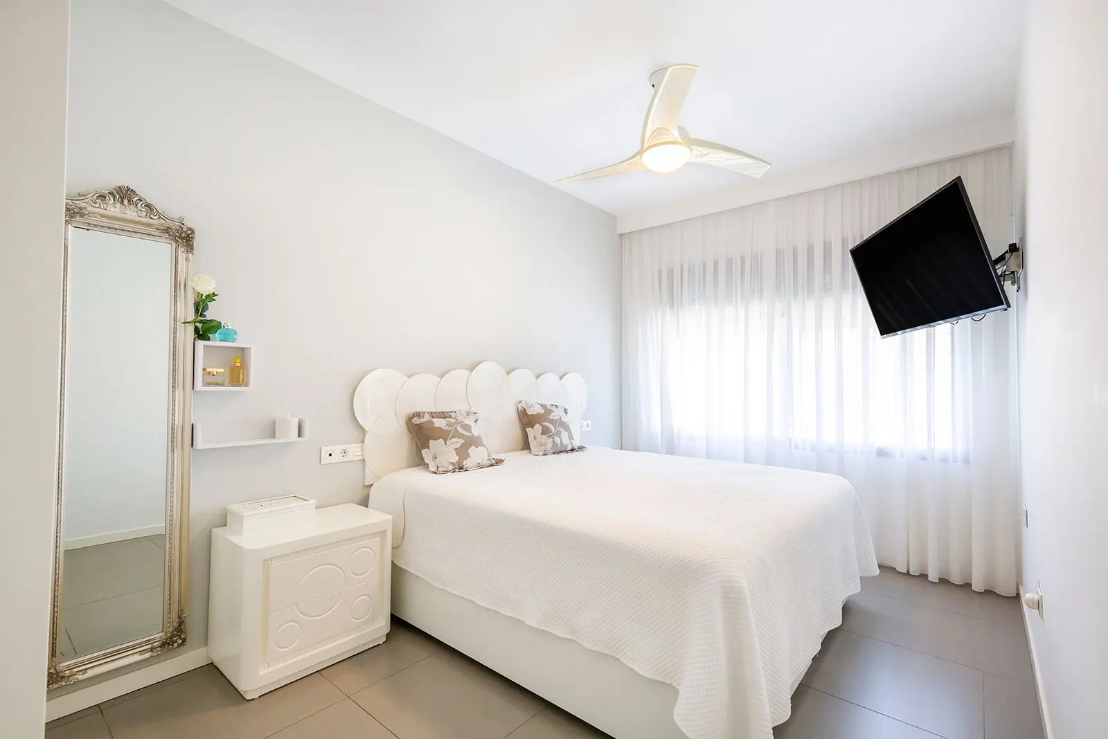 Apartment Of 120 M² In Pilar De La Horadada, Spain