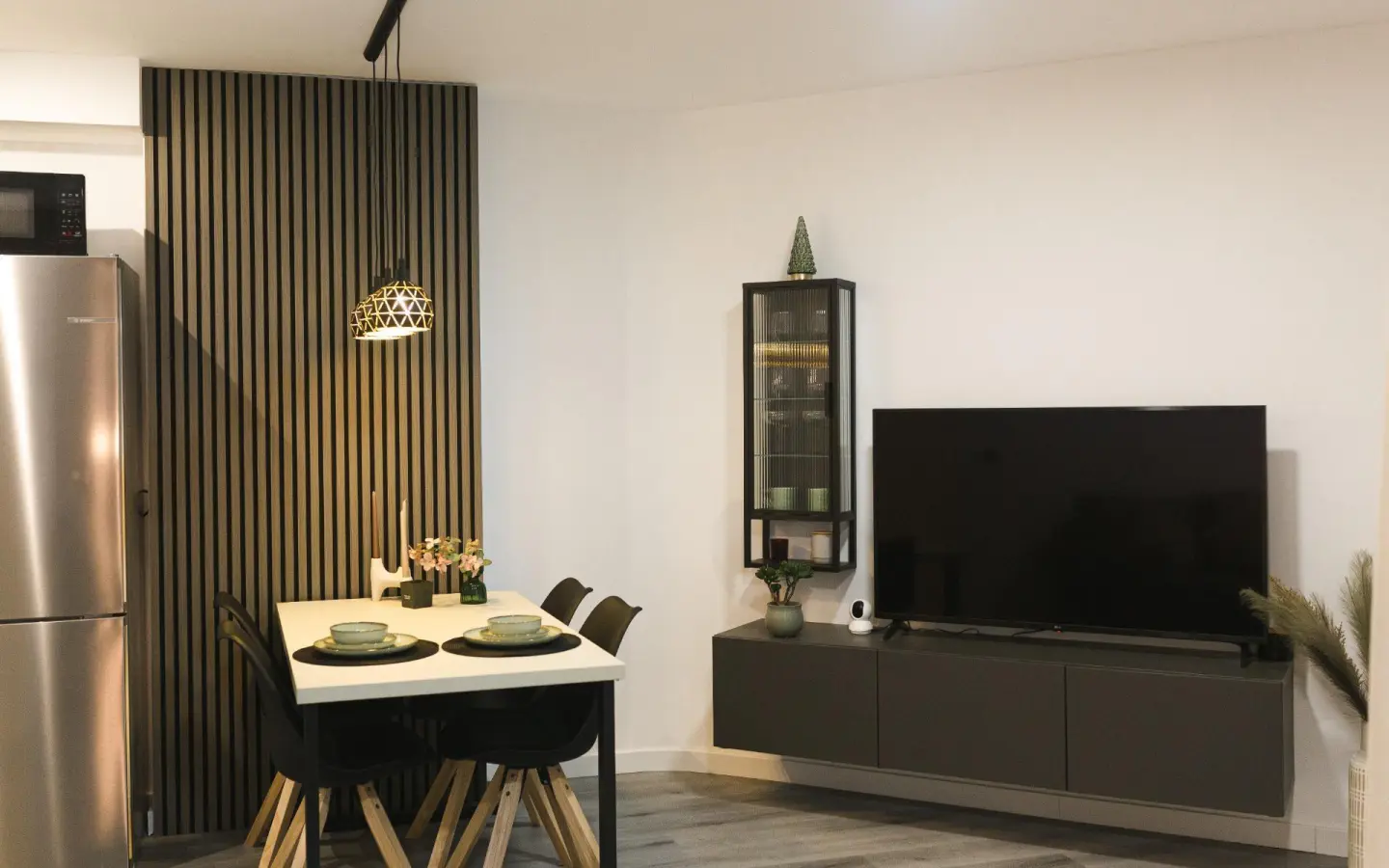 Apartment Of 80 M² In Torrevieja, Spain