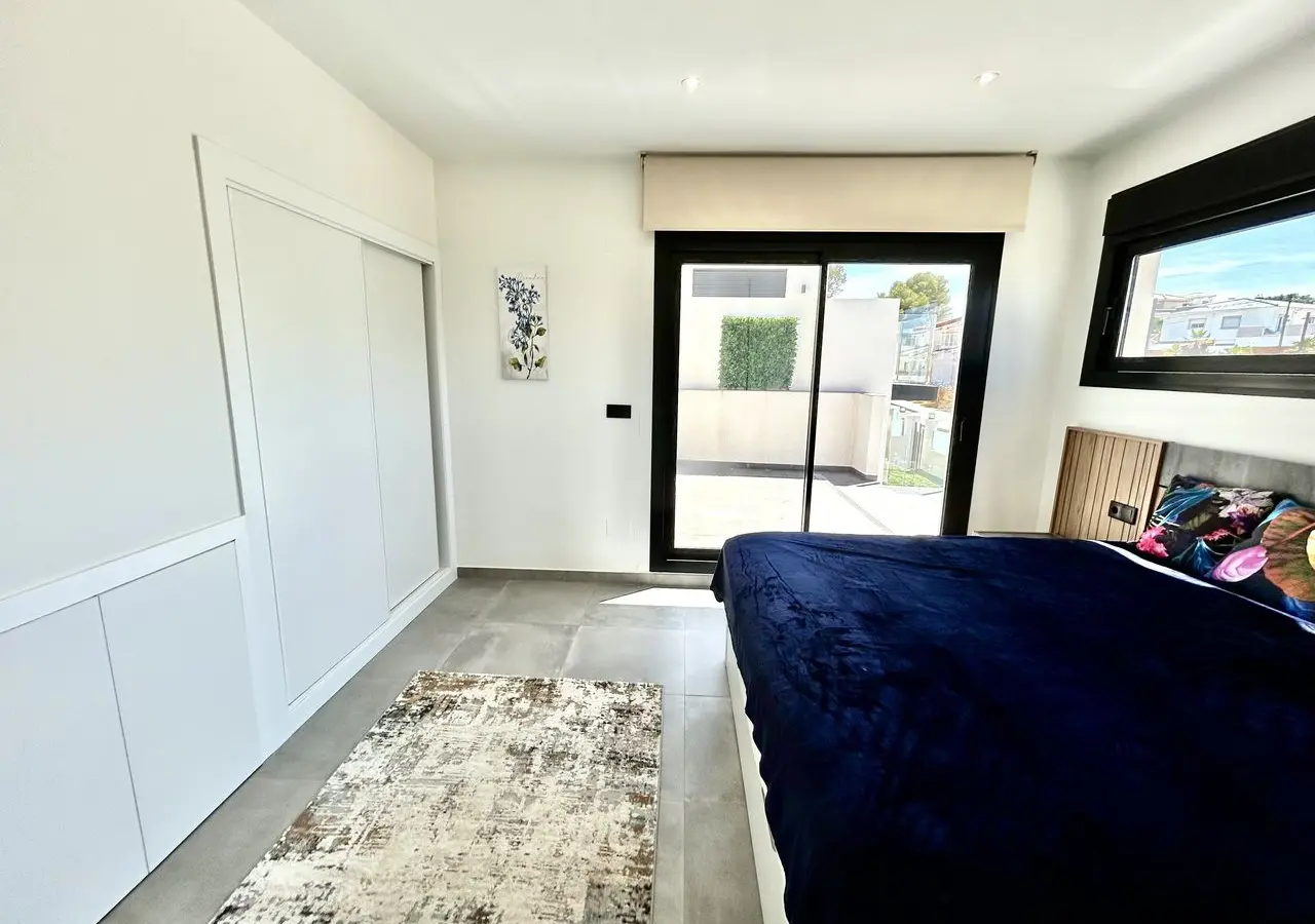 2-bedroom Villa In Villamartin, Spain (110 M²)