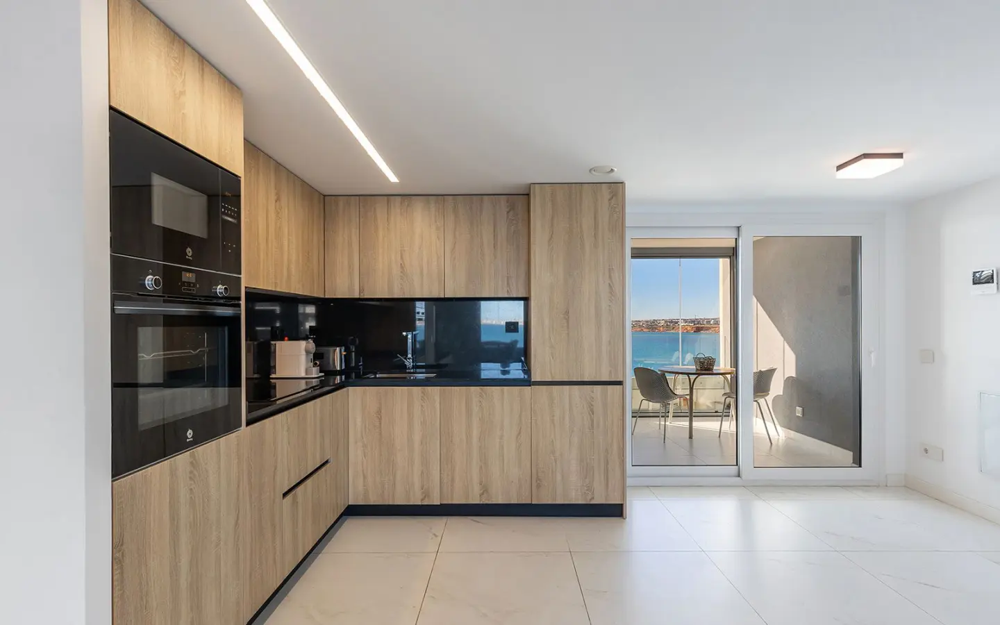 Apartment Of 122 M² In Torrevieja, Spain