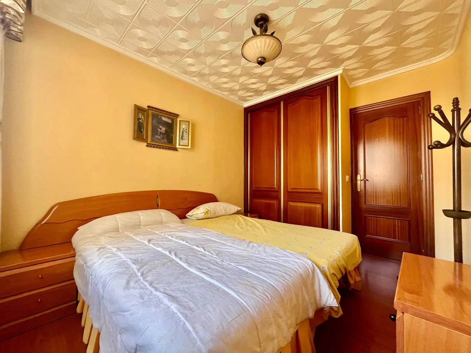 Apartment Of 97 M² In Torrevieja, Spain
