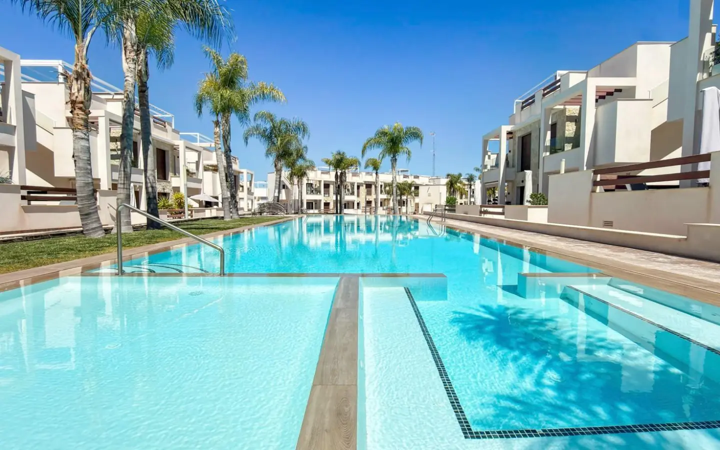 Apartment Of 71 M² In Torrevieja, Spain