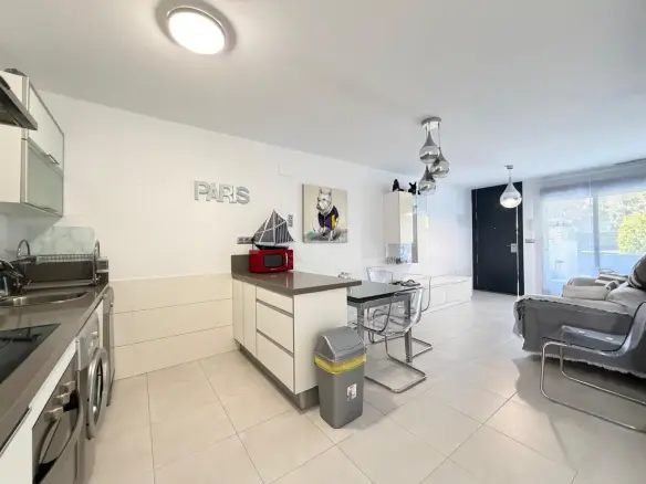 3-bedroom Apartment In Orihuela Costa, Spain (93 M²)