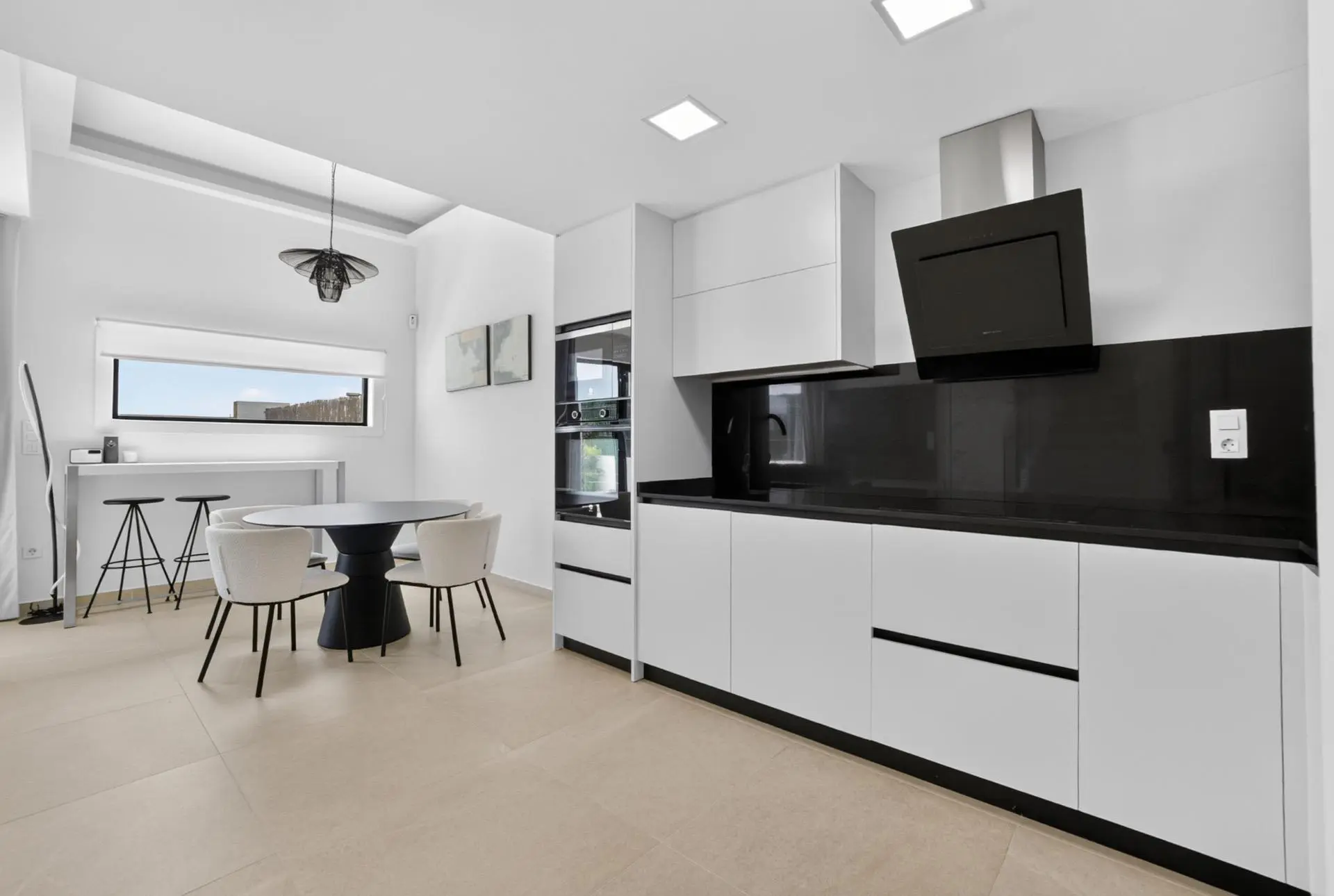 Villa Of 178 M² With Sea Views In Guardamar Del Segura