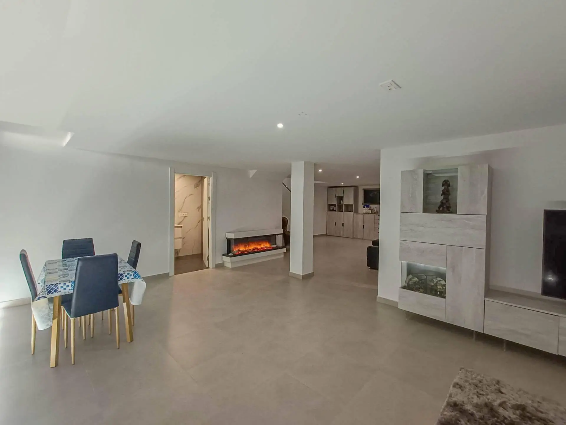 5-bedroom Villa In Rojales, Spain (214 M²)