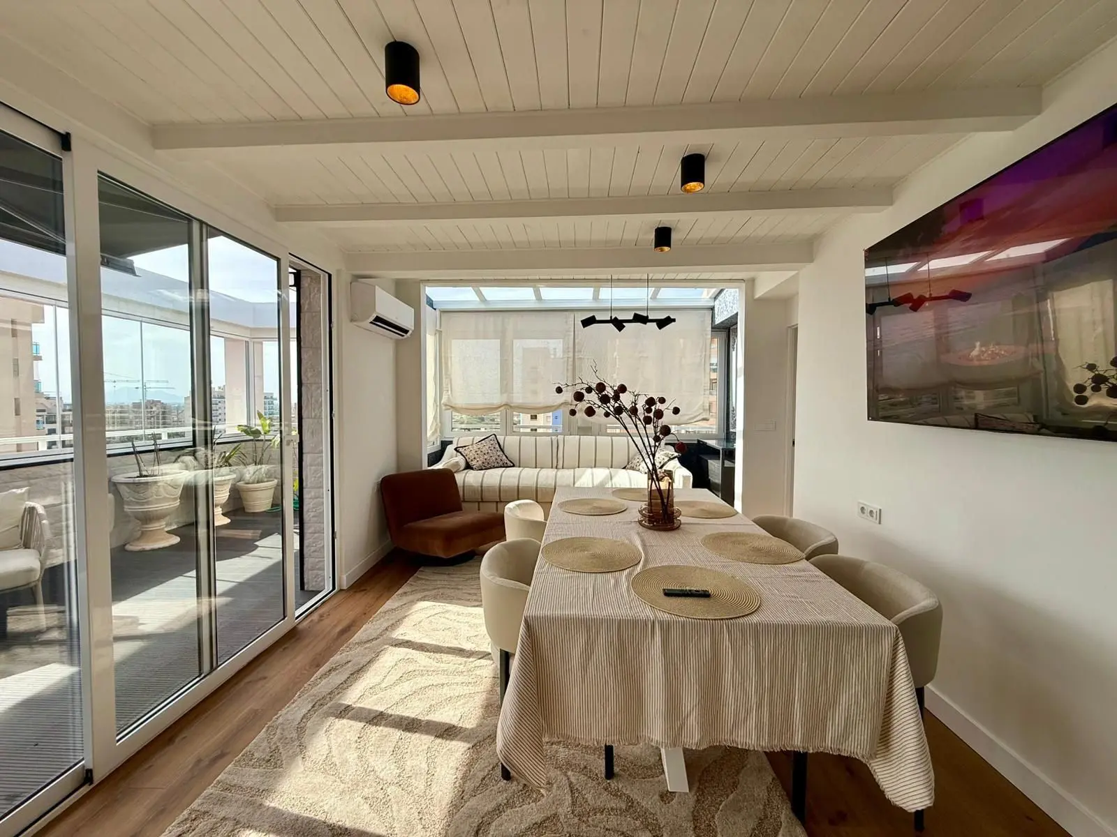 Apartment Of 150 M² In Guardamar Del Segura