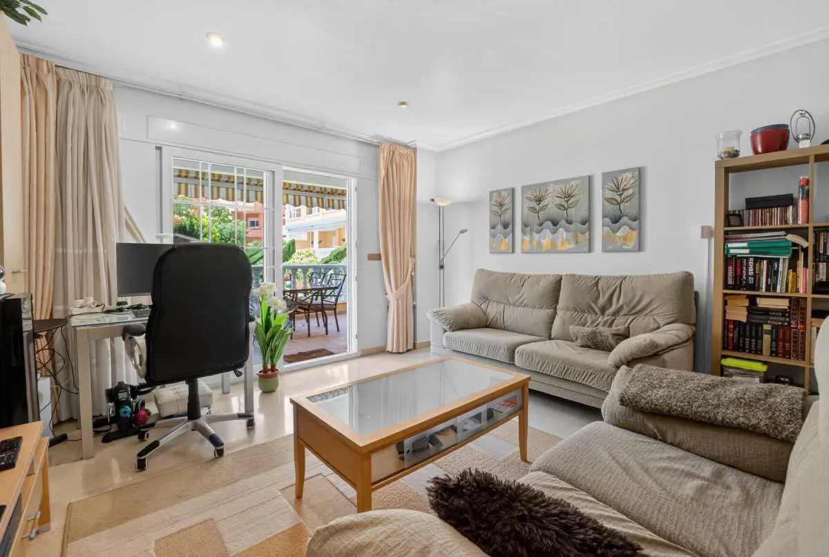 Apartment Of 76 M² With Sea View In Orihuela Costa