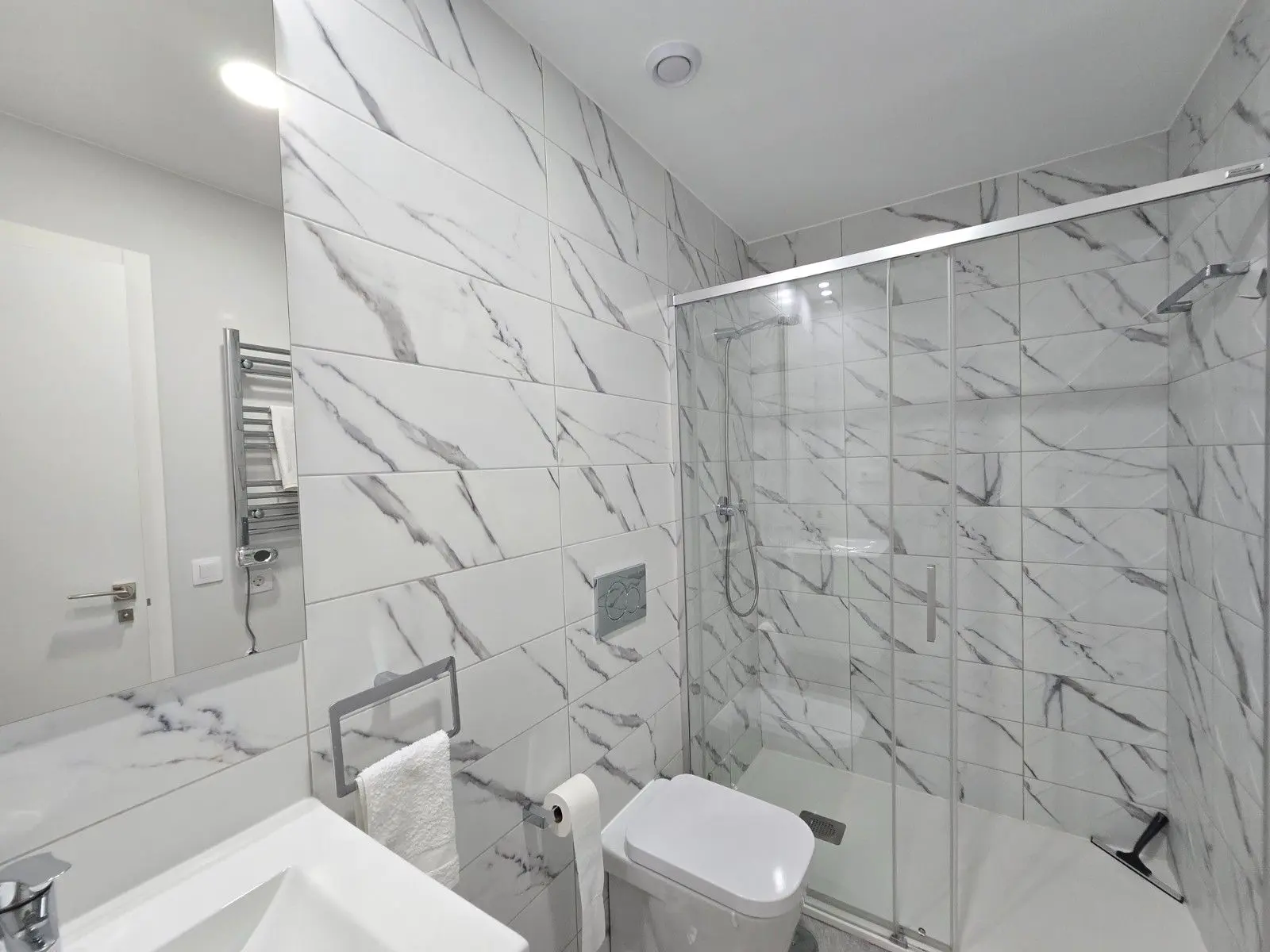 Apartment Of 68 M² With Balcony In Orihuela Costa, Spain