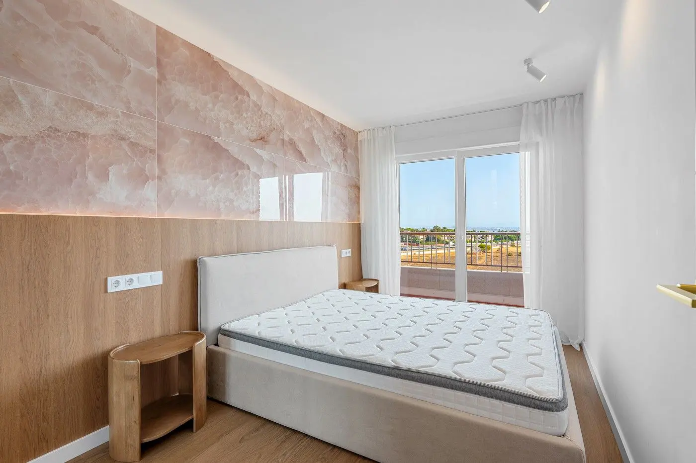 Penthouse Of 70 M² With Sea Views In Torrevieja, Spain
