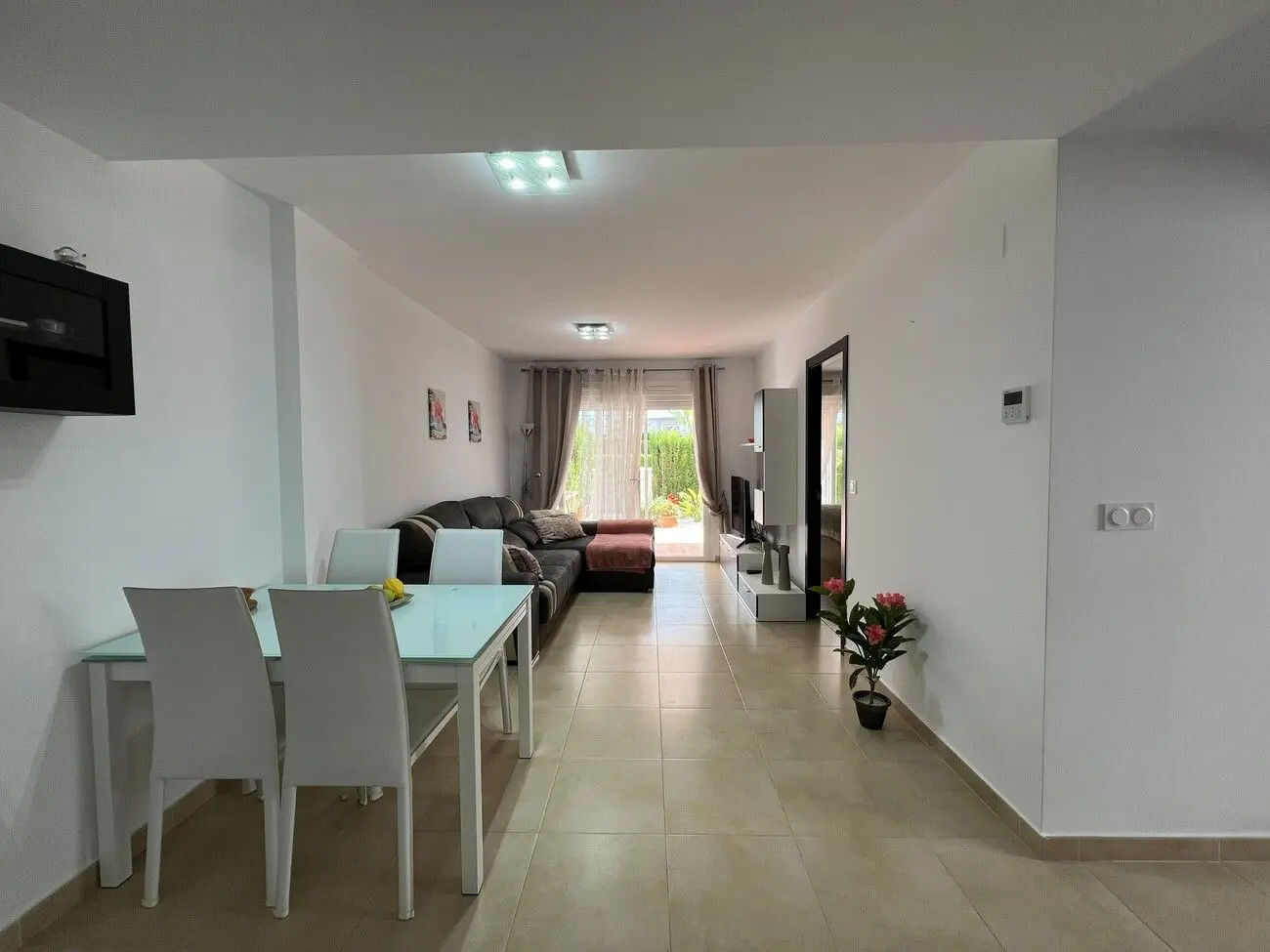 Apartment Of 90 M² In Orihuela Costa, Spain