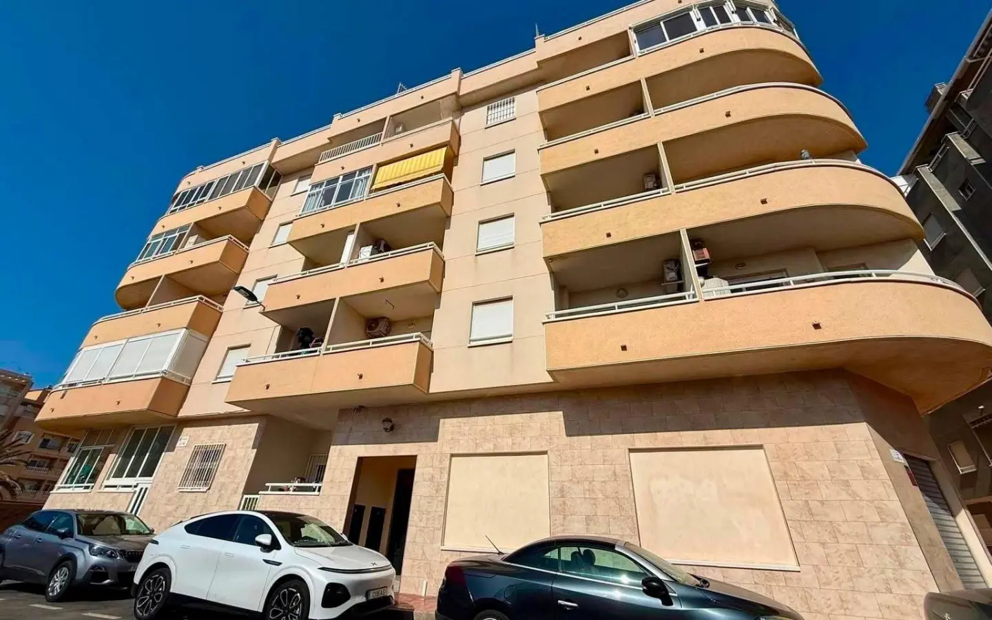 Apartment Of 64 M² In Torrevieja, Spain