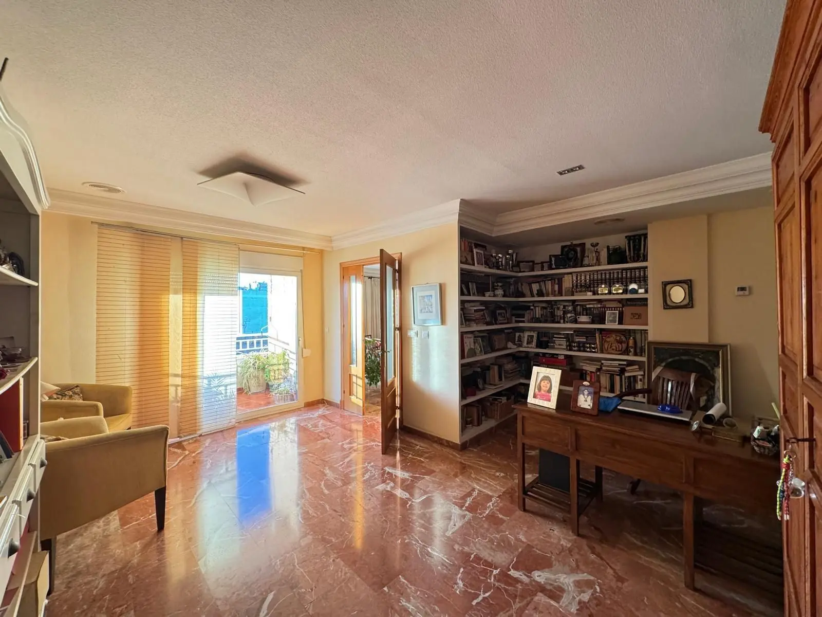 Apartment Of 256 M² In Torrevieja, Spain