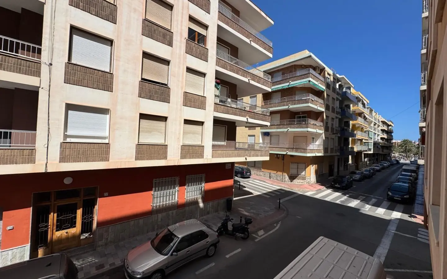 Apartment Of 100 M² In Torrevieja, Spain