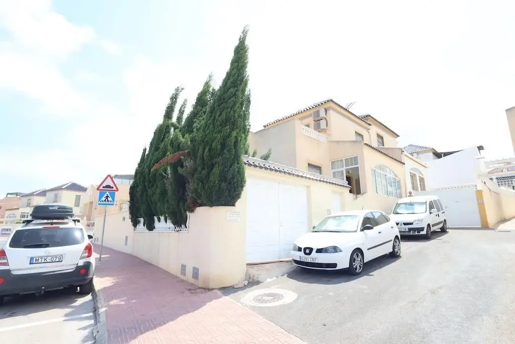 House 89 M² In Torrevieja, Spain – Mediter Real Estate