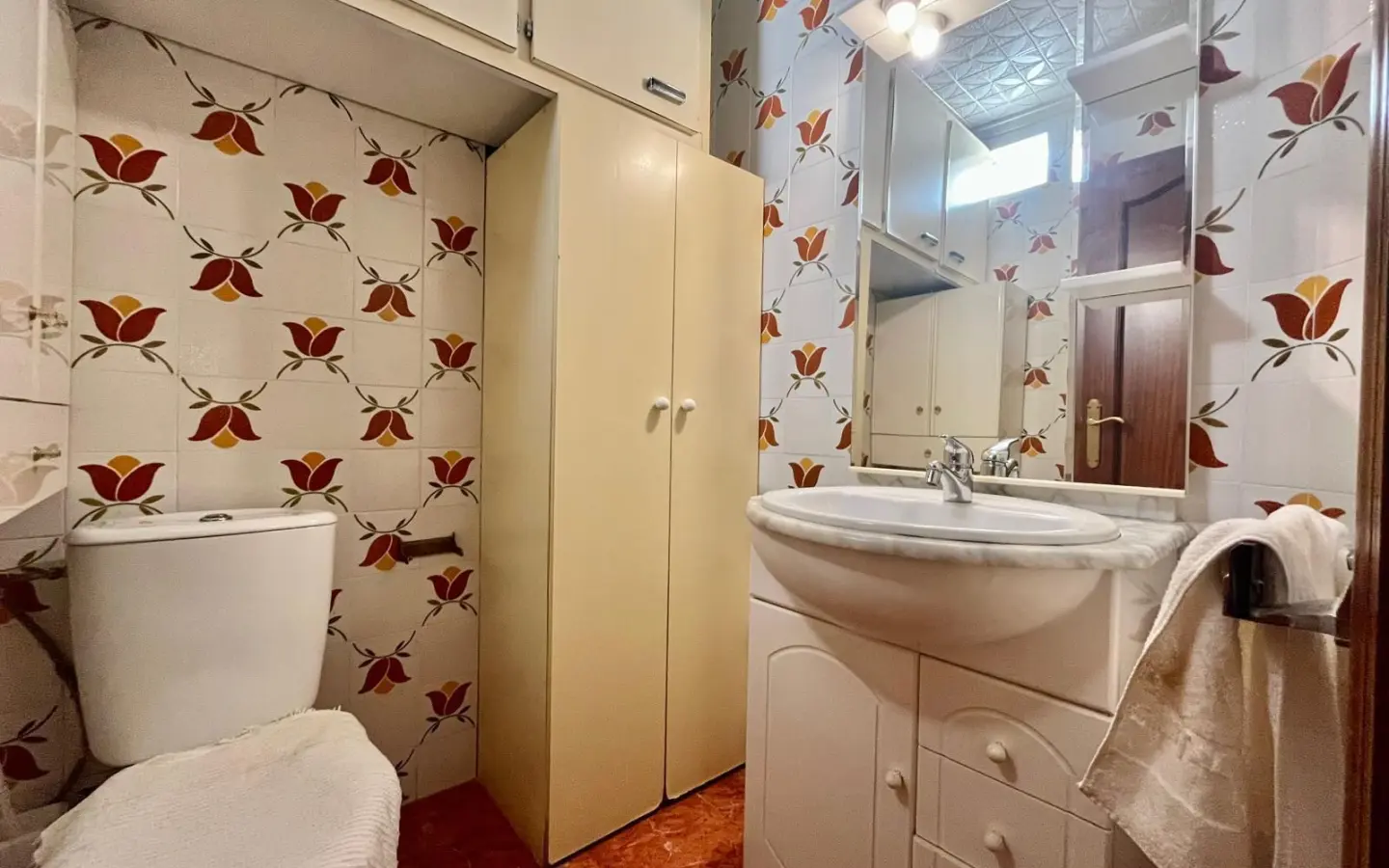 Apartment Of 97 M² In Torrevieja, Spain