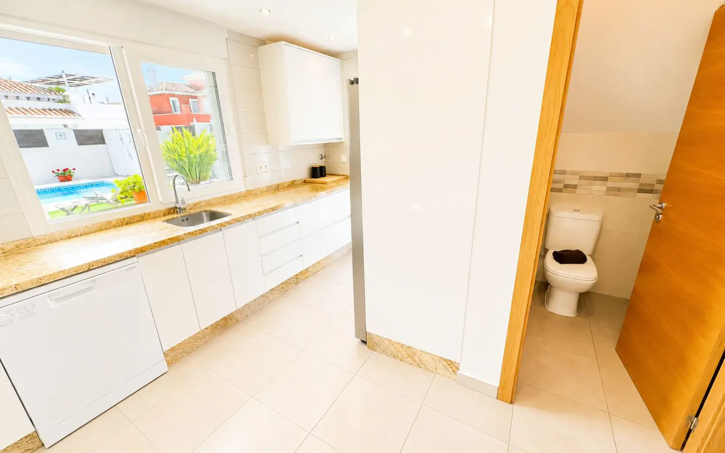 Villa Of 0 M² With Mediter Real Estate In Torre Pacheco, Spain