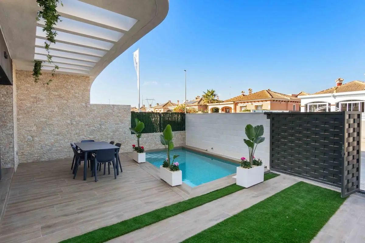 Villa Of 117 M² In Los Montesinos, Spain