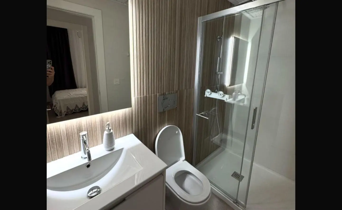 Apartment Of 75 M² In Torrevieja, Spain