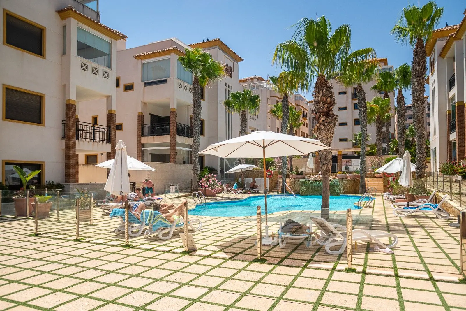 Apartment Of 70 M² In Guardamar Del Segura, Spain