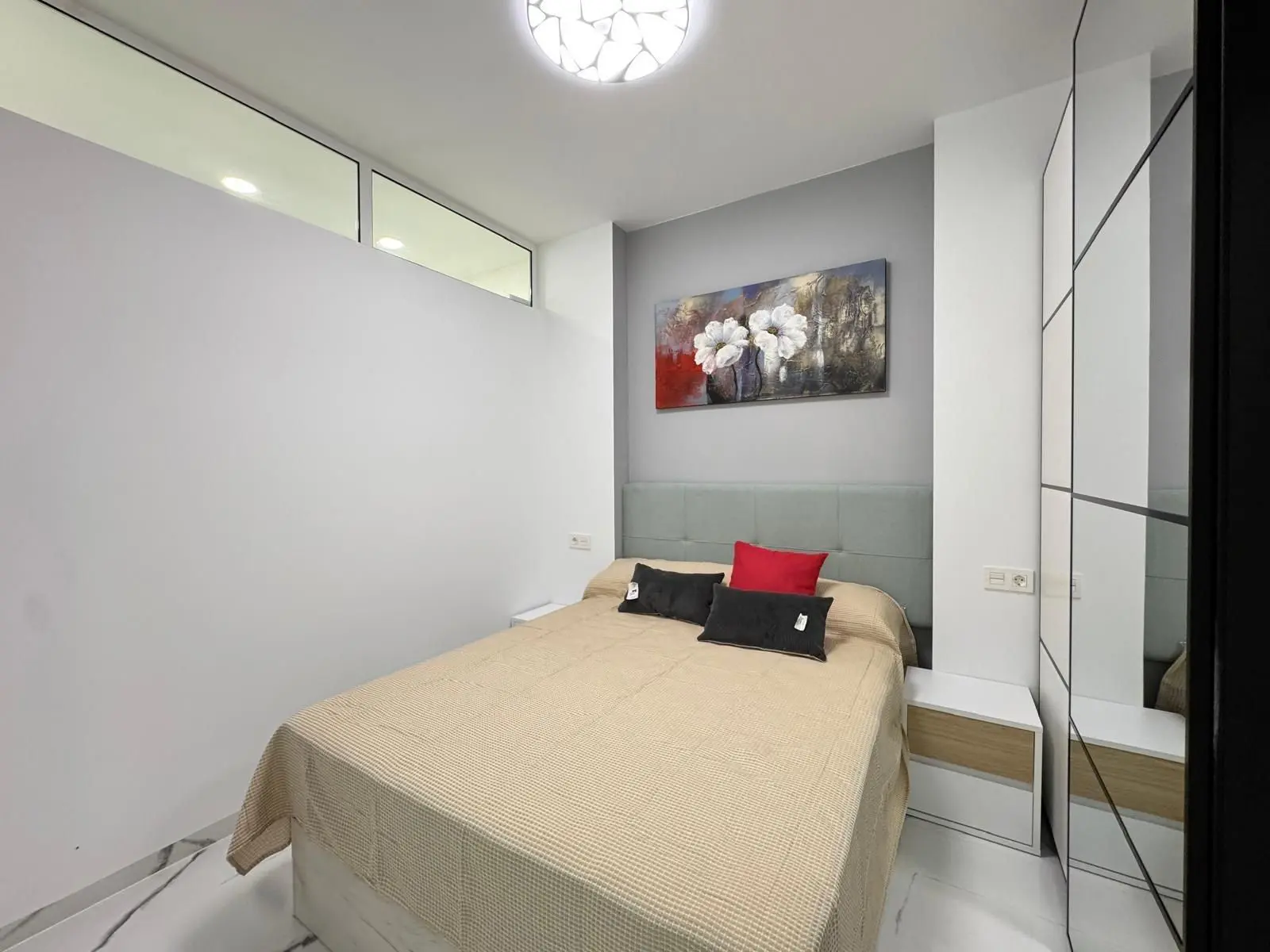 Apartment Of 67 M² In Torrevieja, Spain