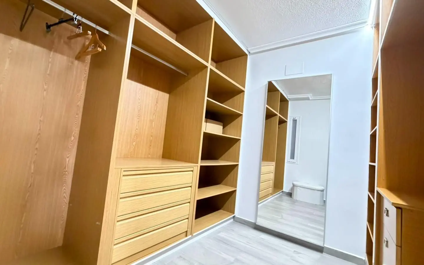 Apartment Of 114 M² In Torrevieja, Spain