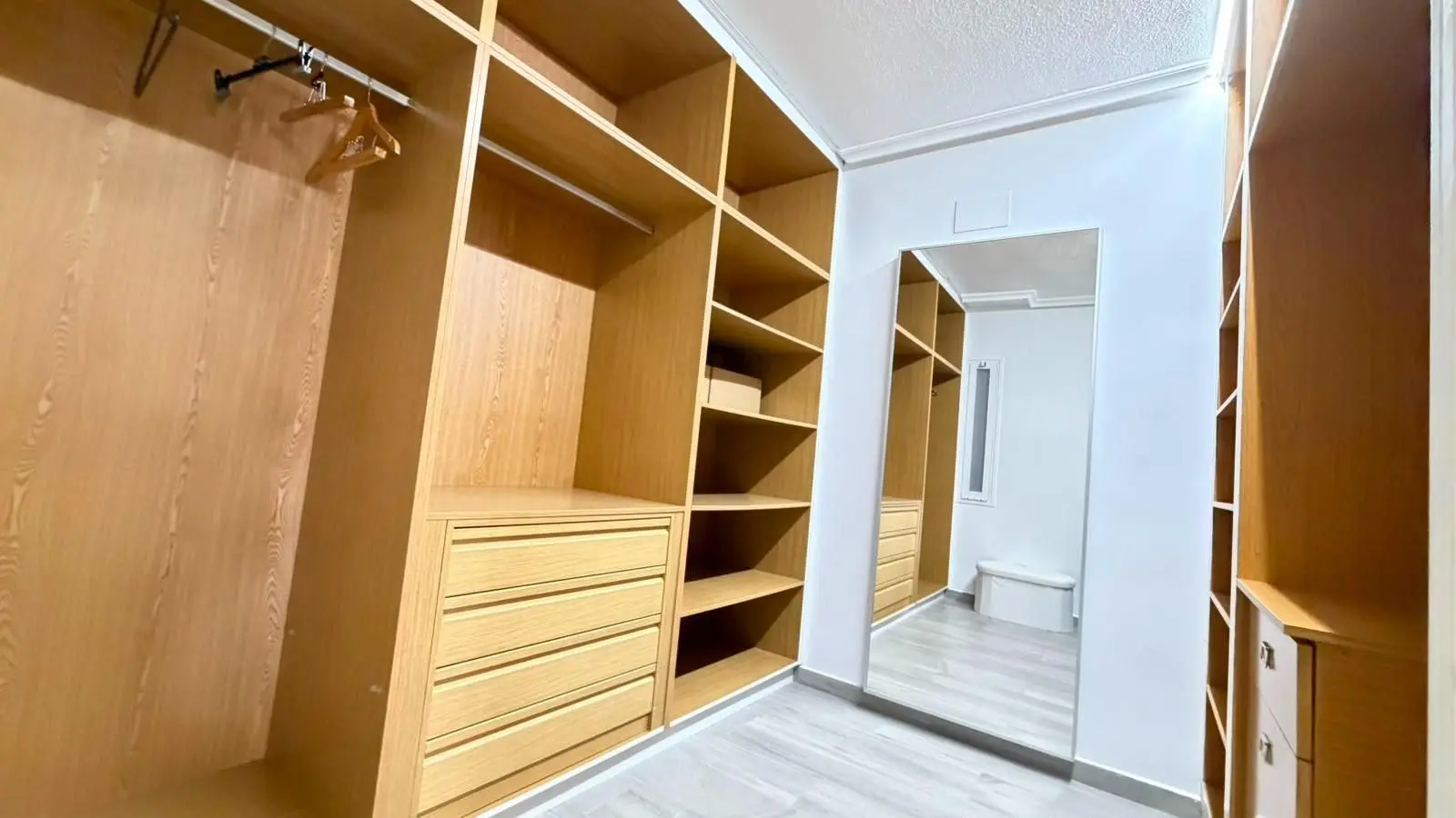 Apartment Of 114 M² In Torrevieja, Spain