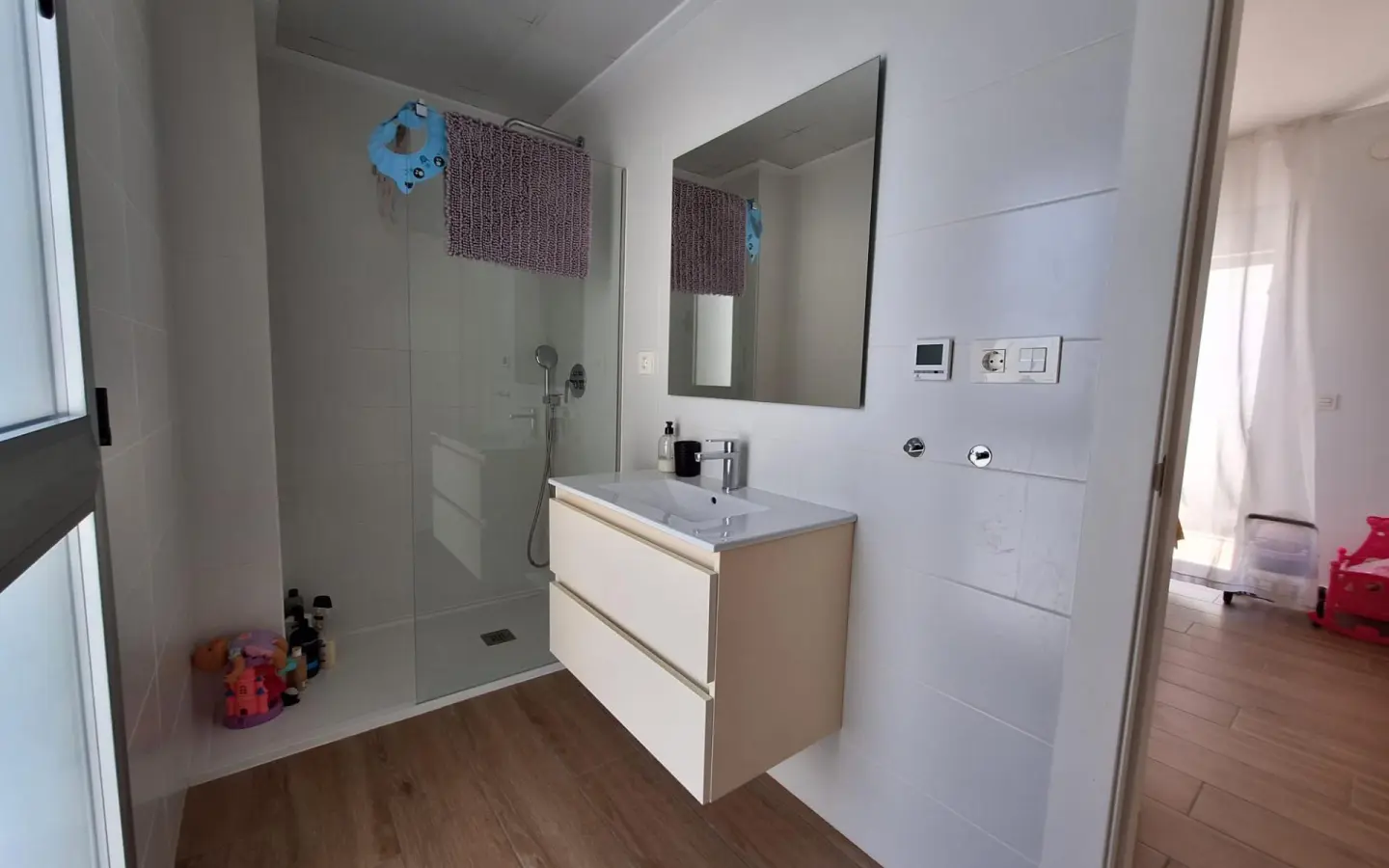 Villa Of 0 M² With Mediter Real Estate In Torrevieja, Spain