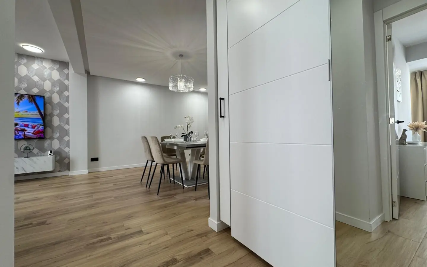 Apartment Of 100 M² In Torrevieja, Spain