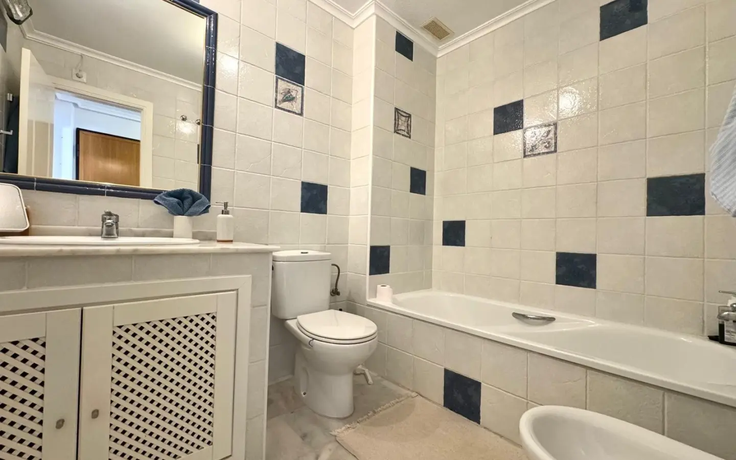 Apartment Of 75 M² With Sea Views In Orihuela Costa, Spain