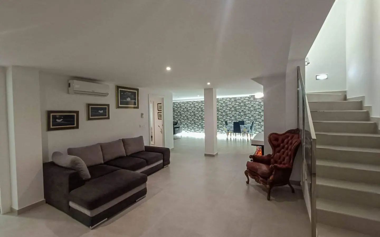 5-bedroom Villa In Rojales, Spain (214 M²)