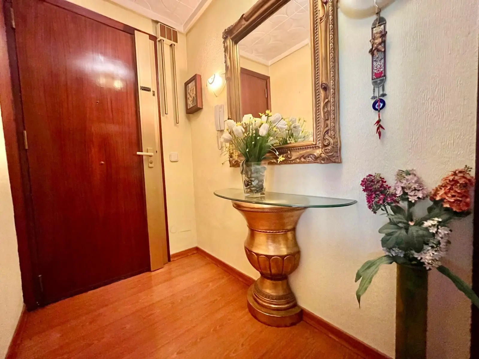 Apartment Of 97 M² In Torrevieja, Spain