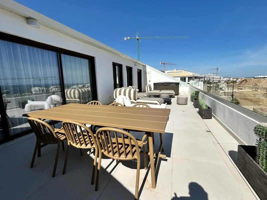 Apartment Of 100 M² In Fuengirola, Spain