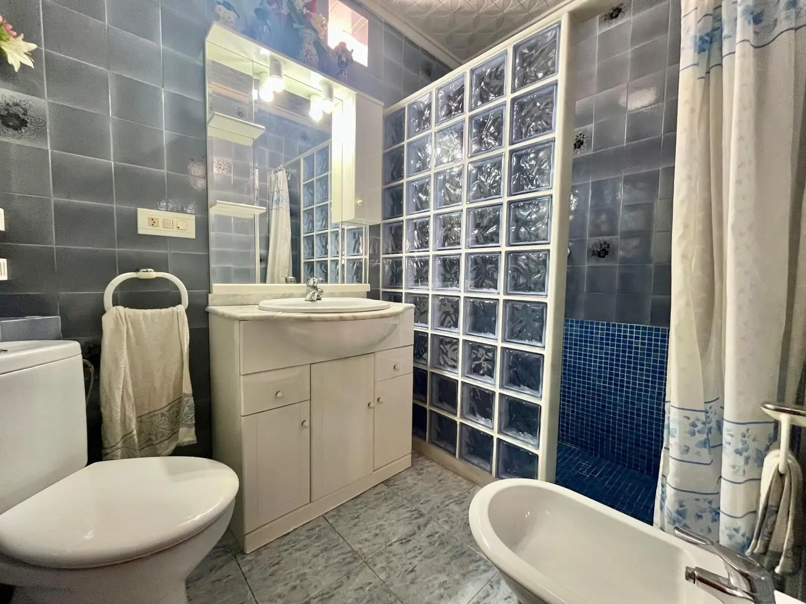 Apartment Of 97 M² In Torrevieja, Spain