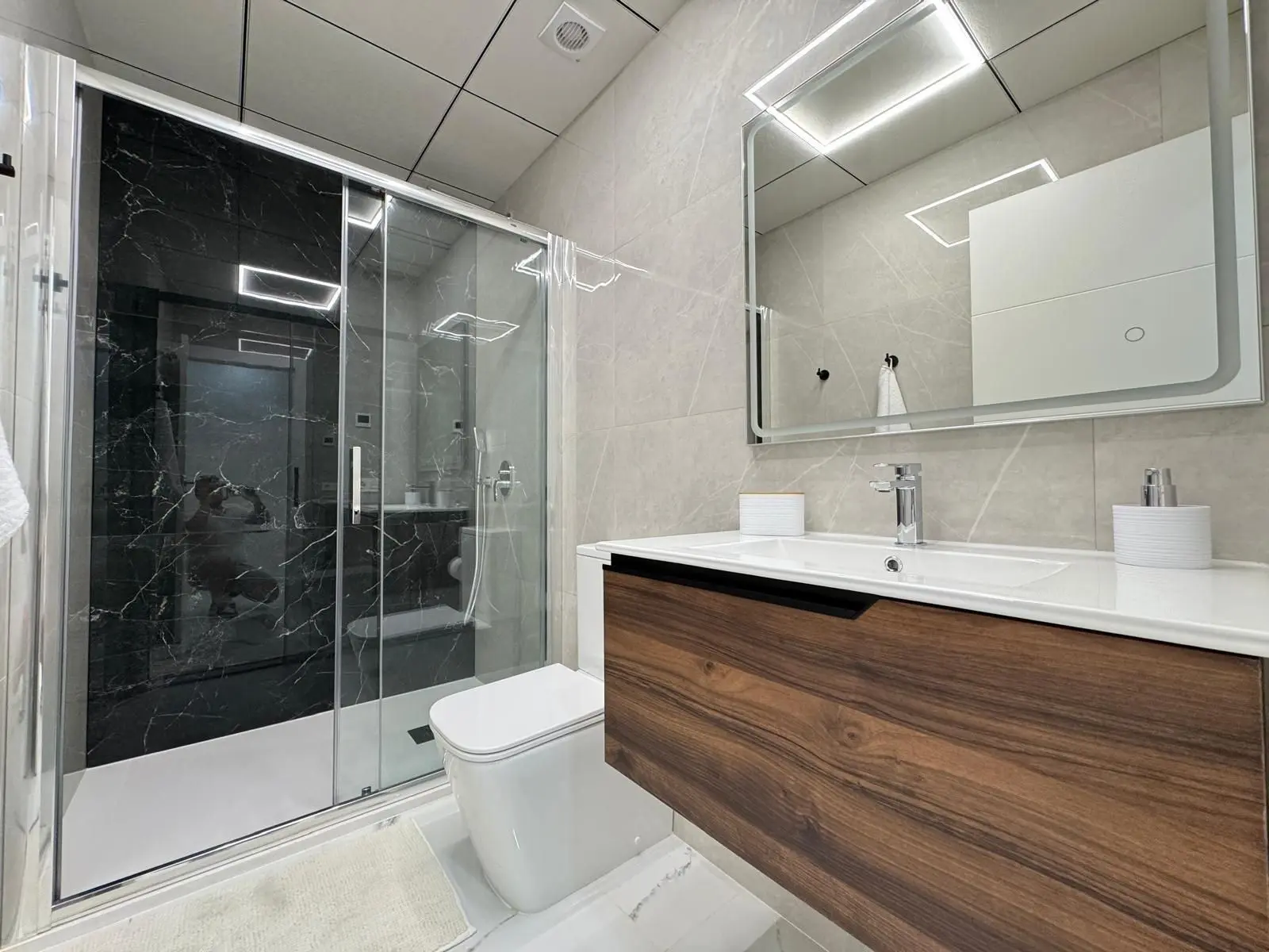 Apartment Of 67 M² In Torrevieja, Spain