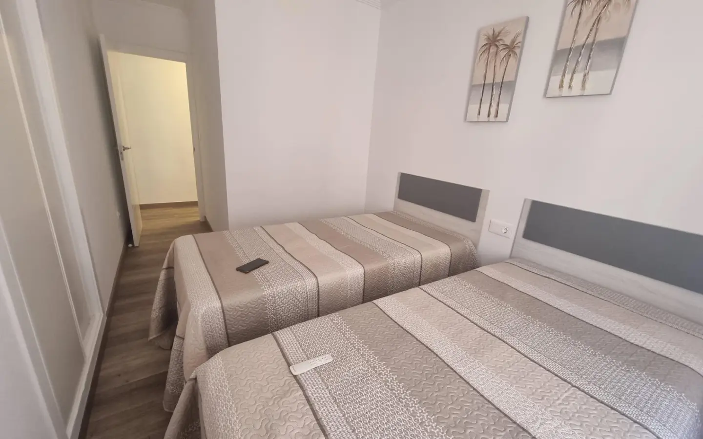 Apartment Of 105 M² In Torrevieja, Spain