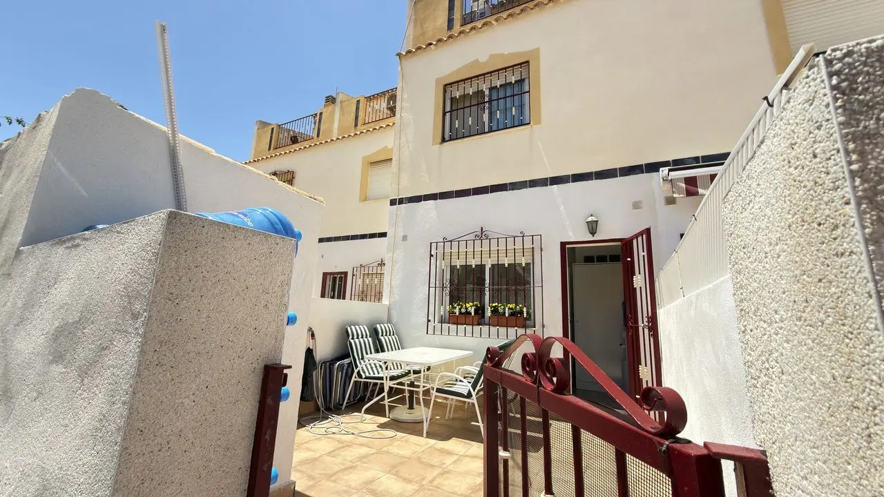 House Of 80 M² In Orihuela Costa, Spain