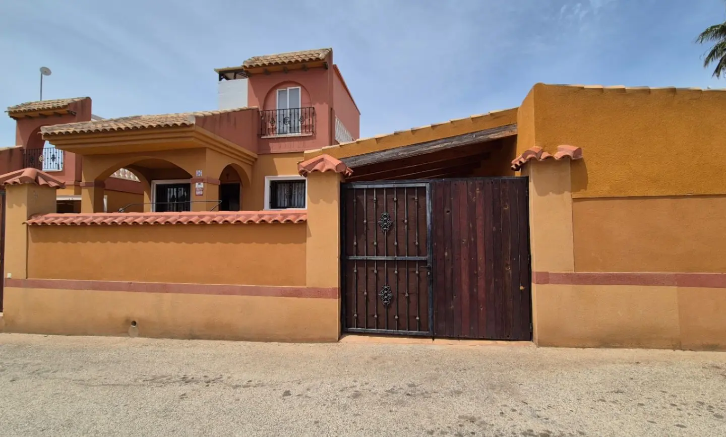 Villa Of 90 M² In Torrevieja, Spain